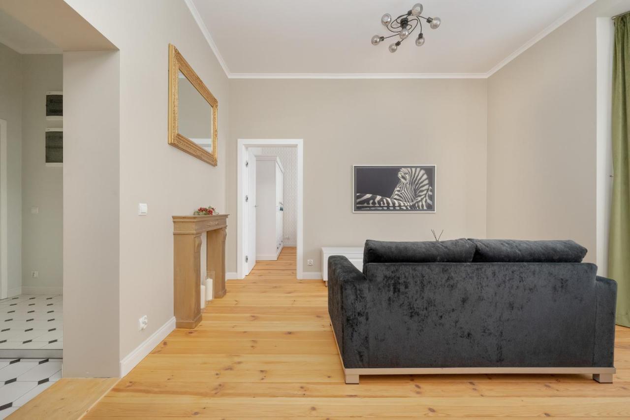Aesthetic One Bedroom Apartment In Wroclaw By Noclegi Renters Екстериор снимка