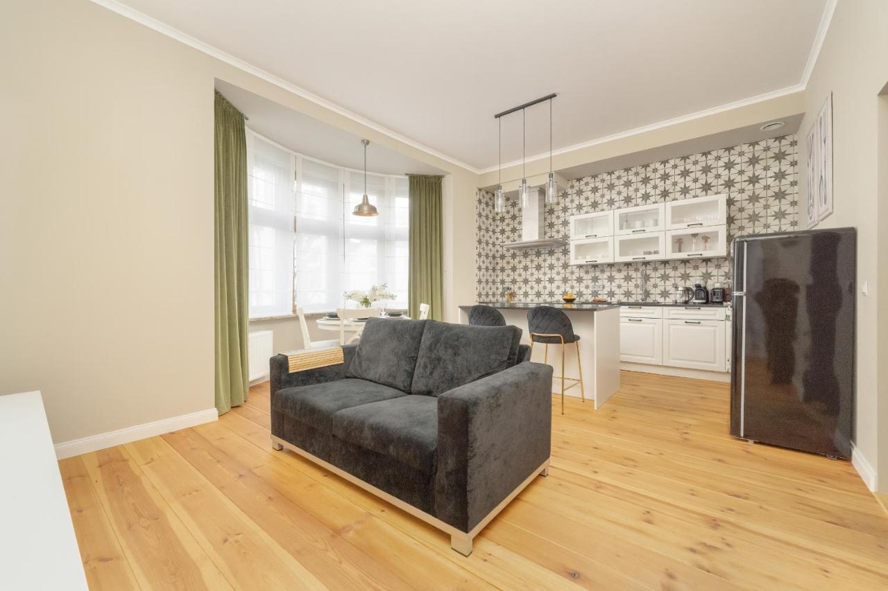 Aesthetic One Bedroom Apartment In Wroclaw By Noclegi Renters Екстериор снимка